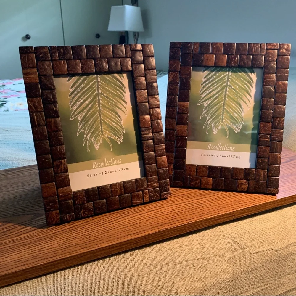 Picture frames set of two(2)
